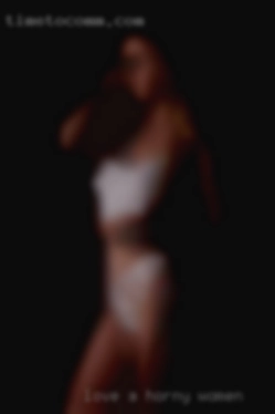 Love a round horny women butt and curves.