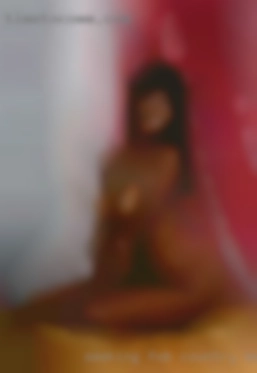 Seeking country swingers FWB,  no strings, no judgement.